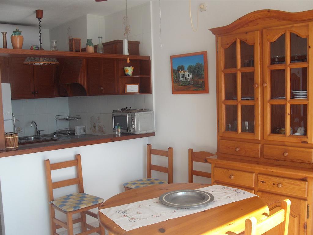 Apartamentos Gabriel Sans Fornells  Zimmer foto